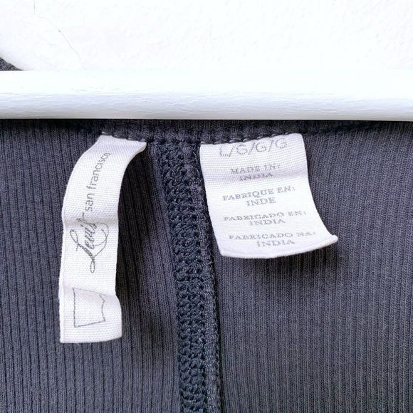 3/$30 Levi’s Racerback Tank - Picture 3 of 4